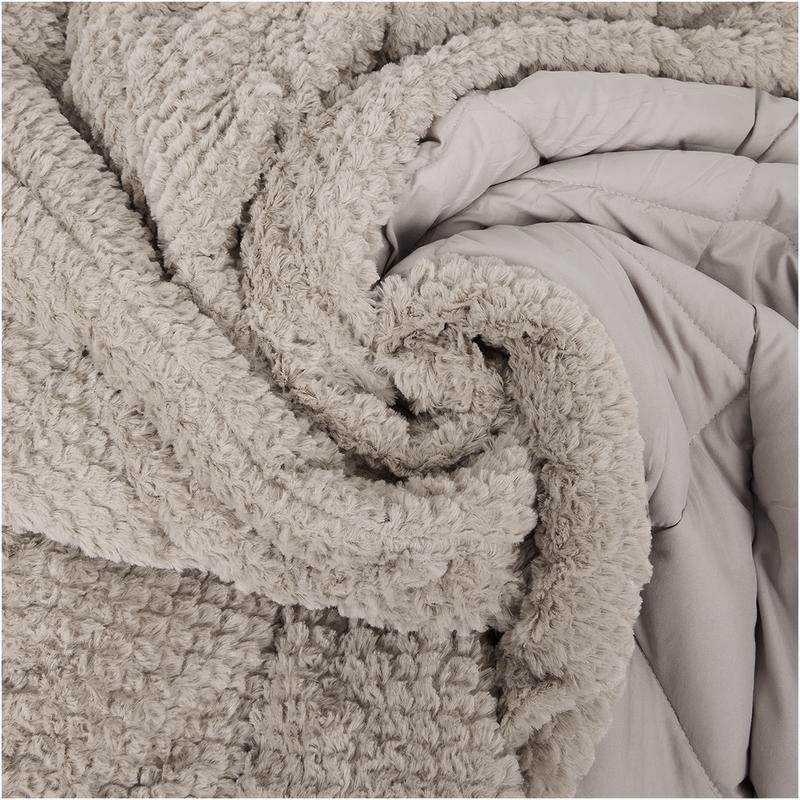 Lazy all-in-one duvet Teddy fur 140 x 200 cm - taupe - close-up of fabric