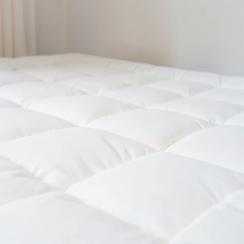 Premium percale cotton mattress topper 180 x 200 cm - white - close-up fabric