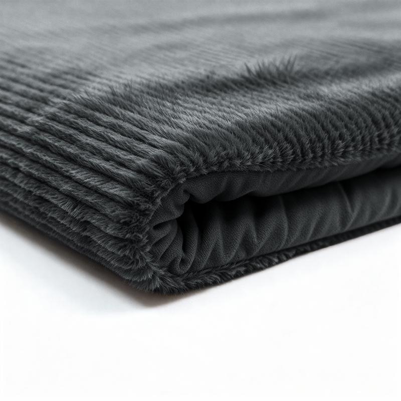 Faux fur duvet cover - 200 x 200/220 cm - anthracite - close-up of material
