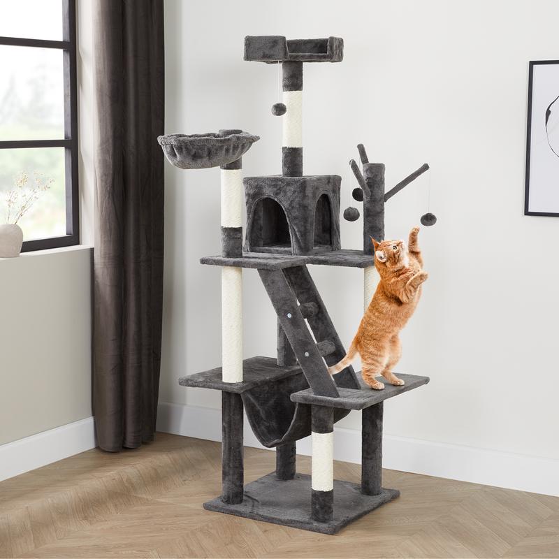 Cat scratching post XXL with cat