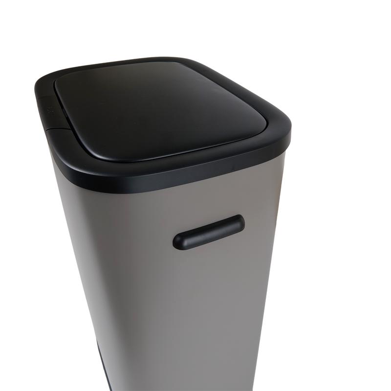 Bin close-up