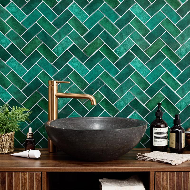 Adhesive strips kitchen/bathroom 23 pieces (2m2) - green herringbone in bathroom