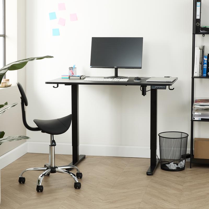 Electric height-adjustable sit/stand desk - average height