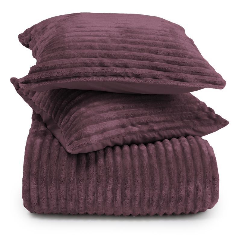 Teddy burgundy red ribbed duvet cover – 200 x 200/220 cm – folded and with cushion cover