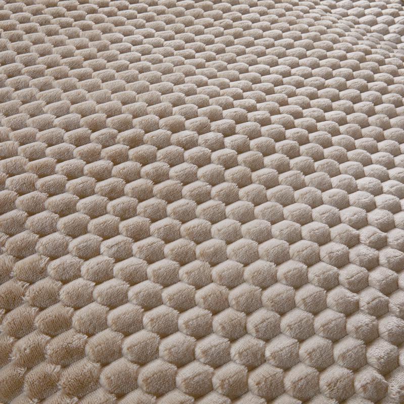 Teddy Hexagon duvet cover 140 x 200 cm - taupe - close-up of fabric