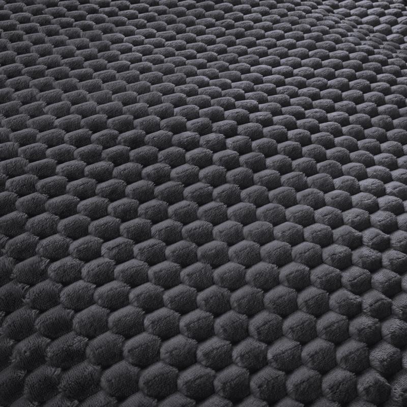 Teddy Hexagon duvet cover 200 x 200 cm - anthracite - close-up of fabric