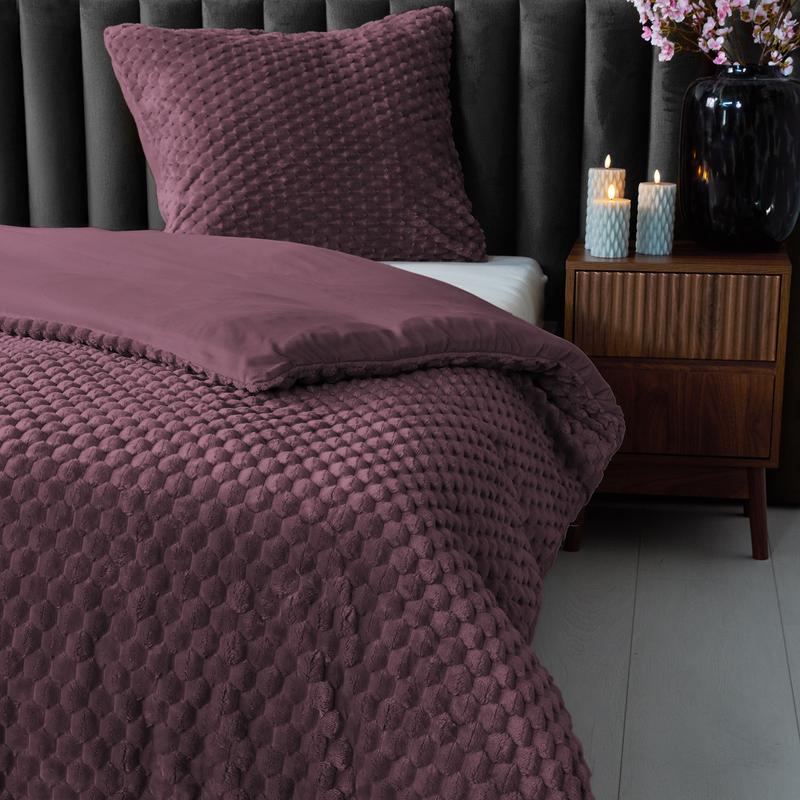 Teddy Hexagon duvet cover 140 x 200 cm - burgundy - corner of bed